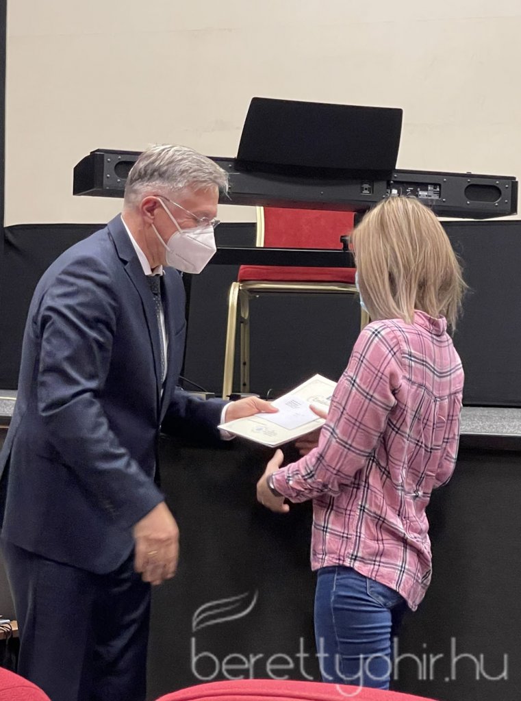 Naptárfotó pályázat - eredményhirdetés és kiállítás 19